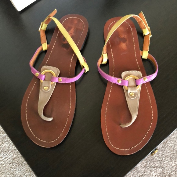 Steve Madden Color block T strap Sandal - Picture 1 of 7